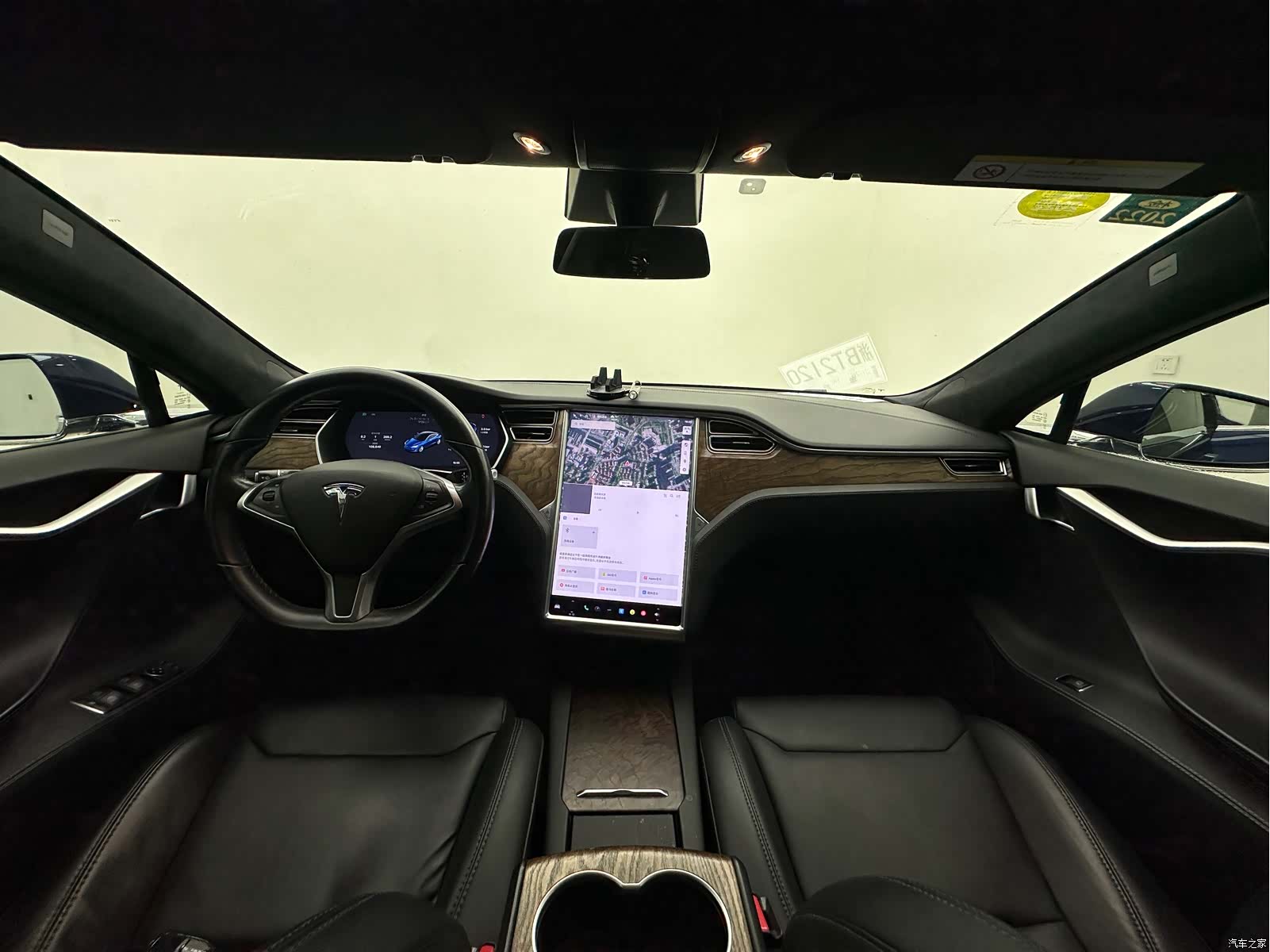 Tesla Model S, 2018 11