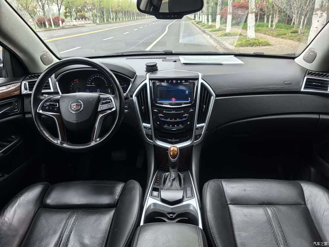 Cadillac SRX, 2016 4