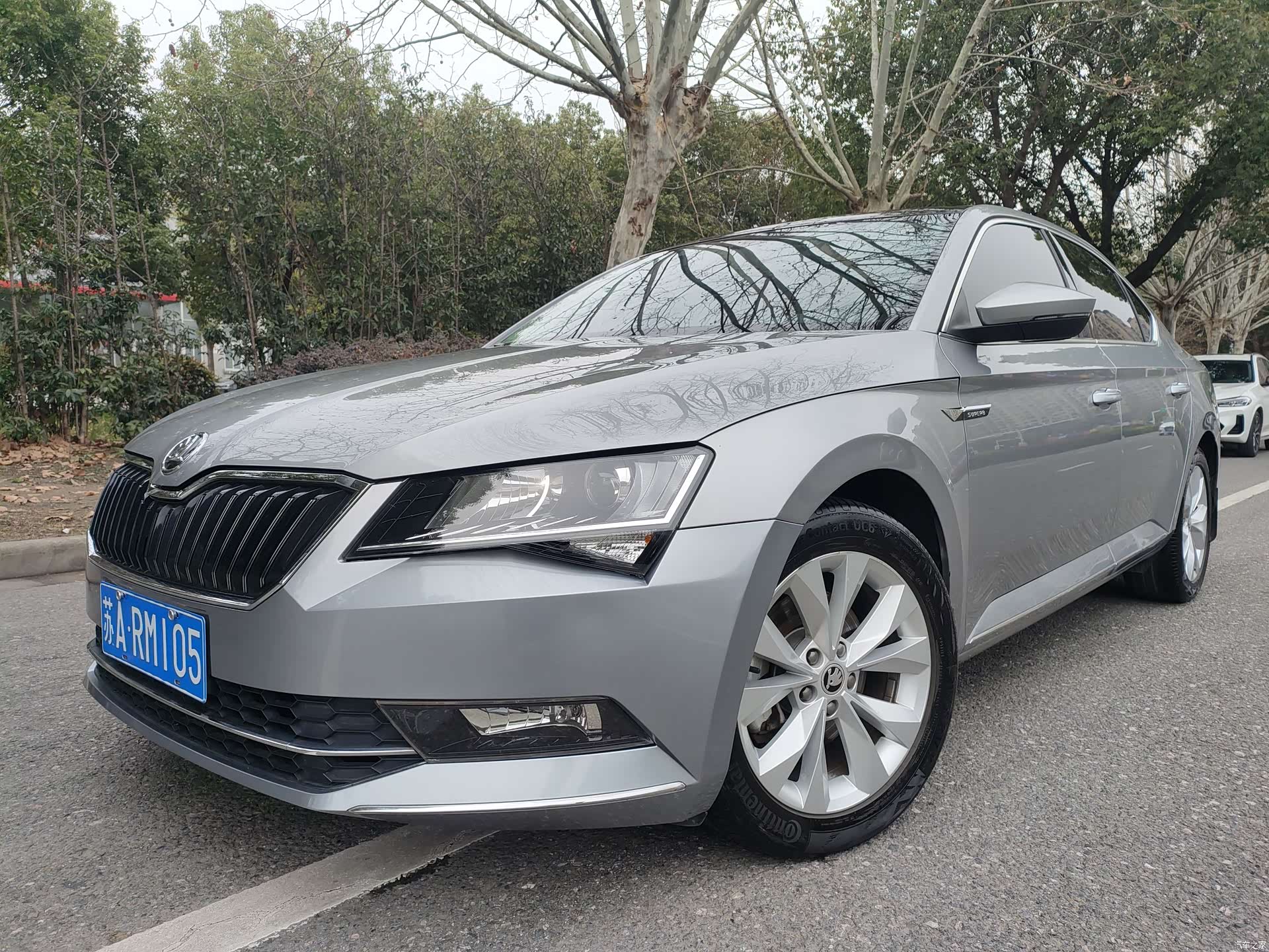 Skoda Superb, 2019 1