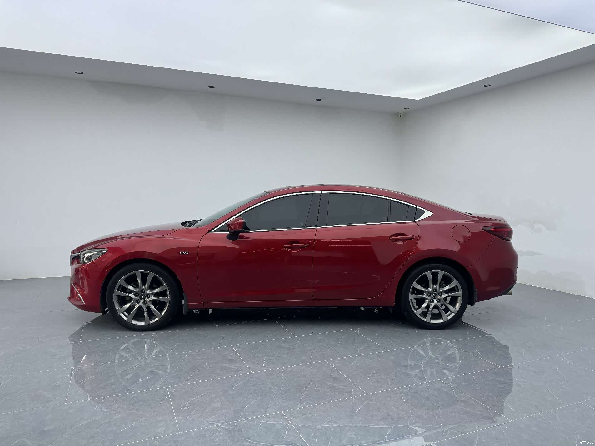 Mazda Atenza, 2018 8