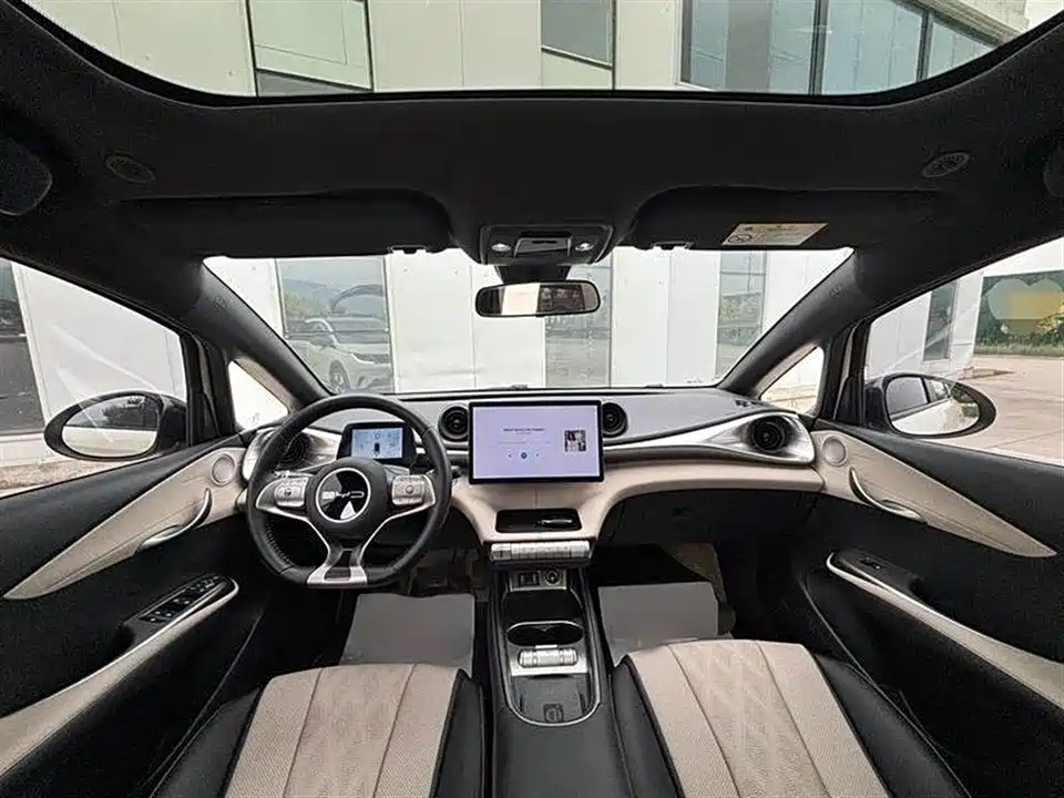 BYD dolphin