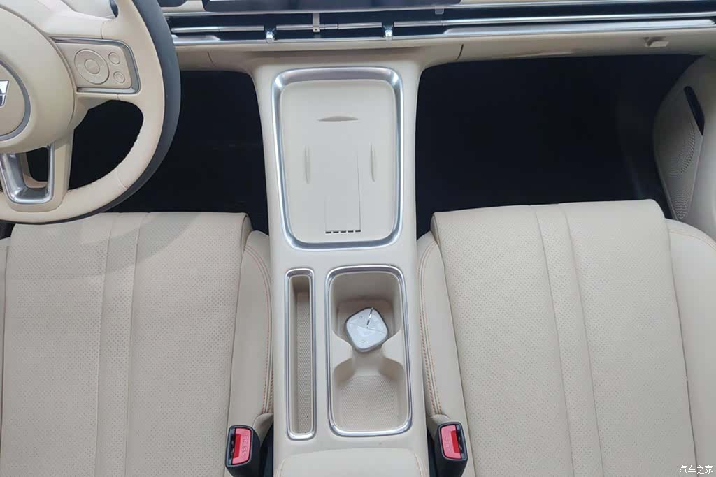 Wuling S, 2025 16