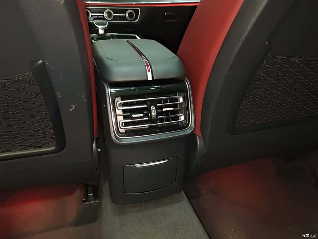 Hongqi HS5, 2023 17