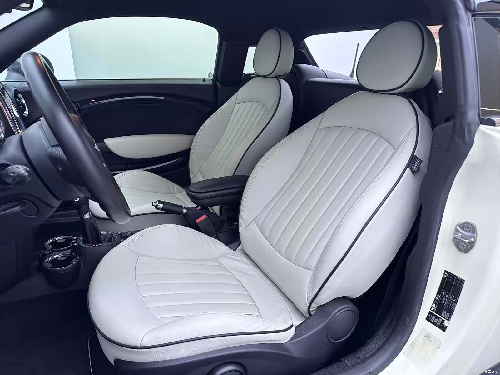 Mini Cooper, 2012 9