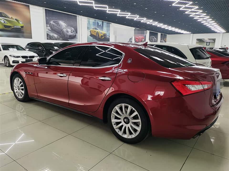 Maserati Ghibli Maserati Ghibli