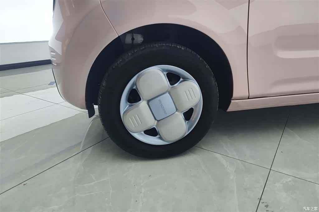 Geely Panda, 2024 6