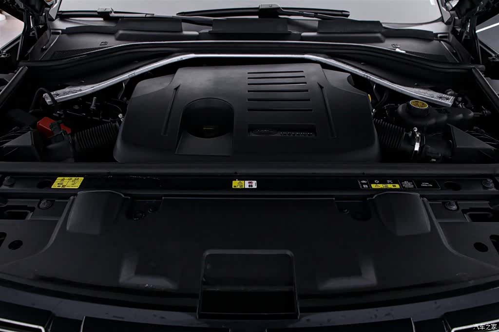 Land Rover Range Rover, 2024 16