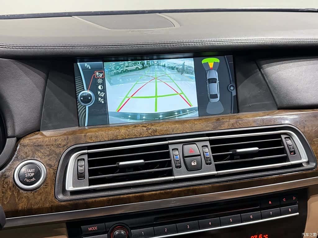 BMW 7 Series, 2012 8