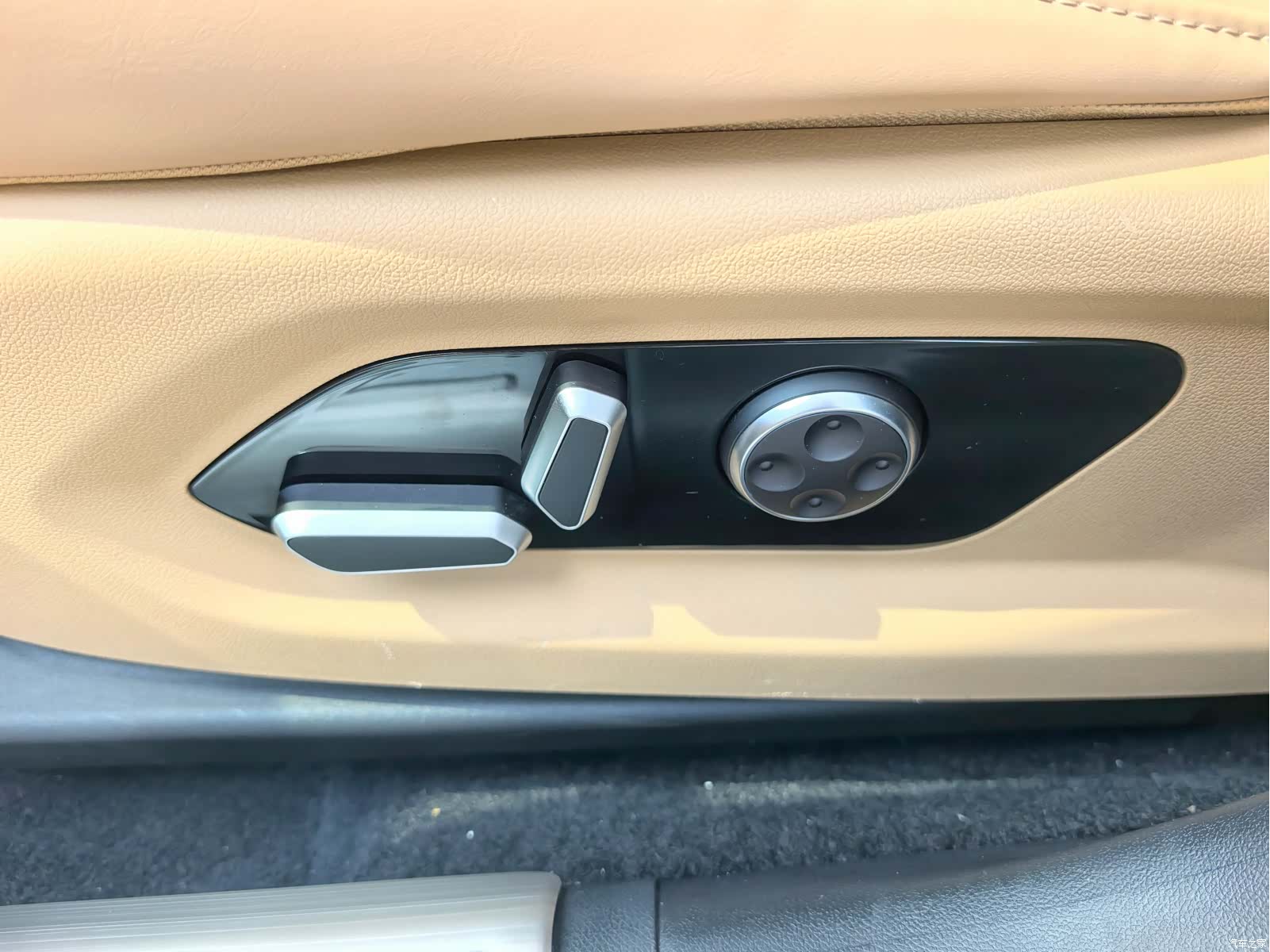 AITO M5, 2024 6
