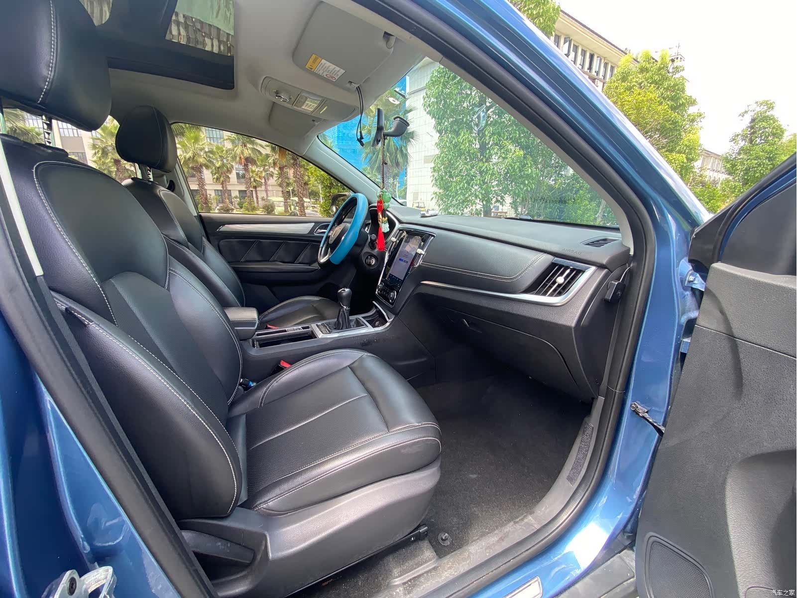 Roewe RX5, 2018 12