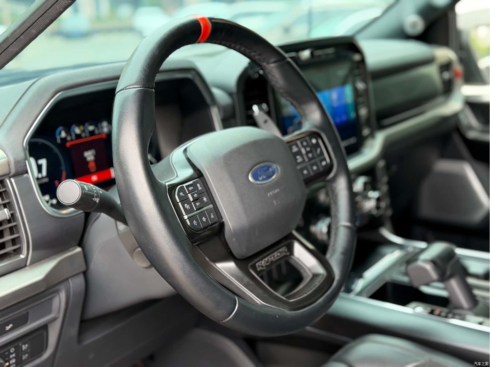 Ford F-150, 2023 все фото