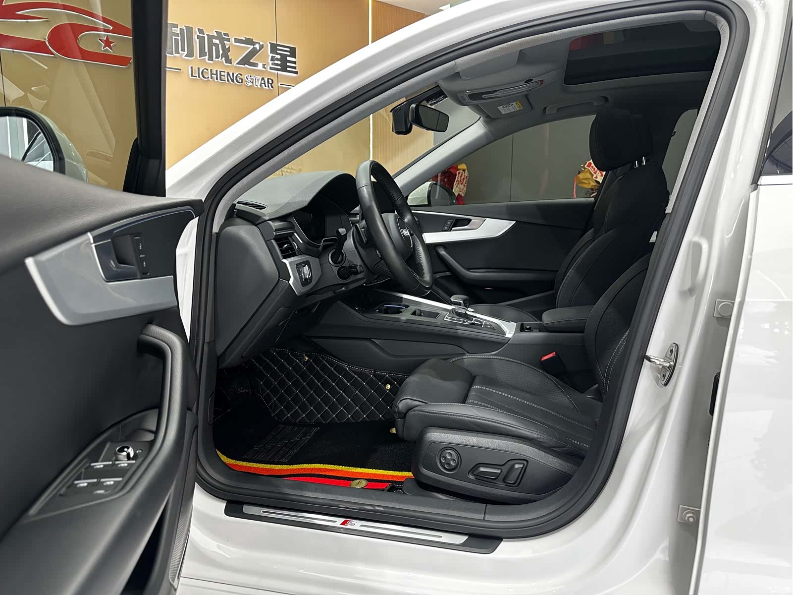 Audi A4L, 2021 9