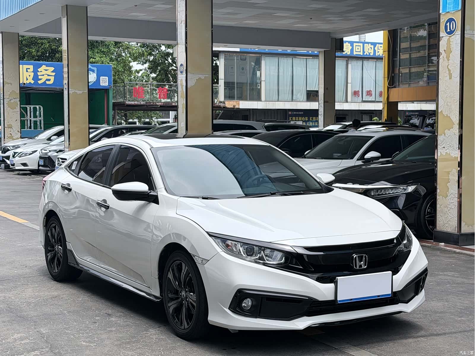 Honda Civic, 2019 3