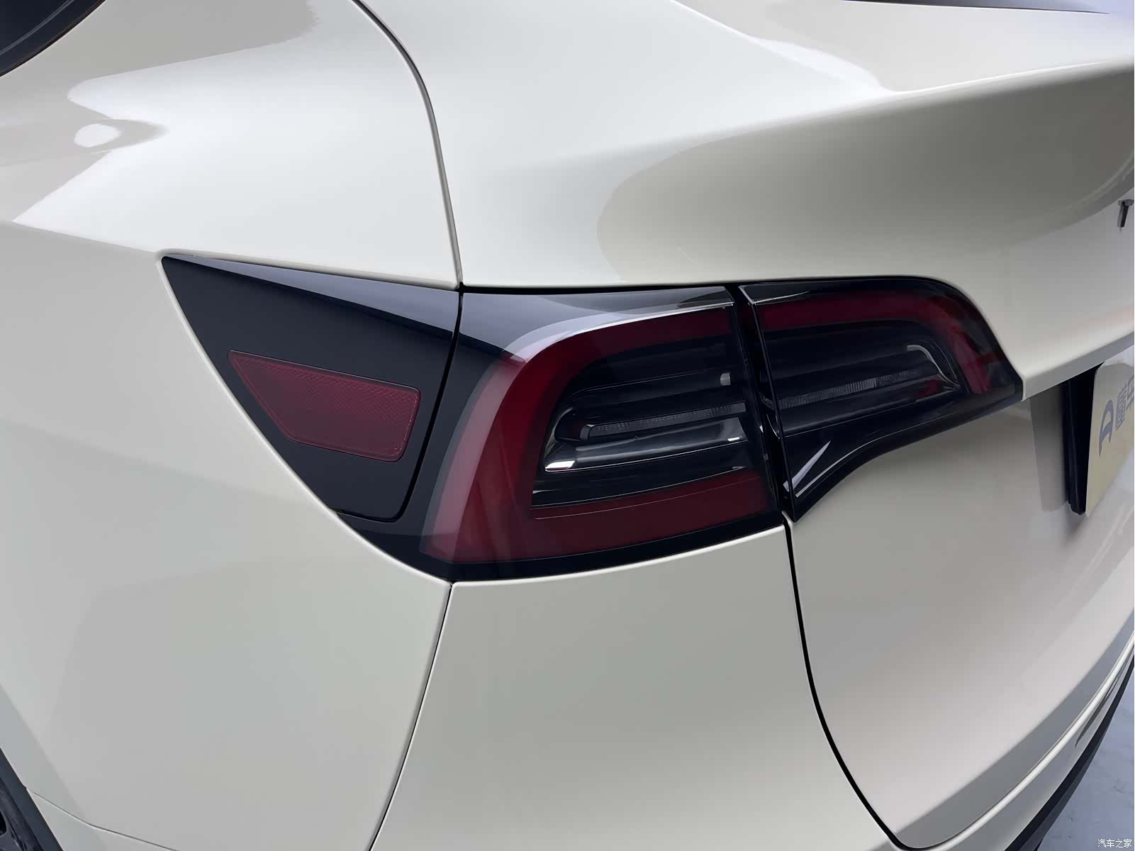 Tesla Model Y, 2023 8