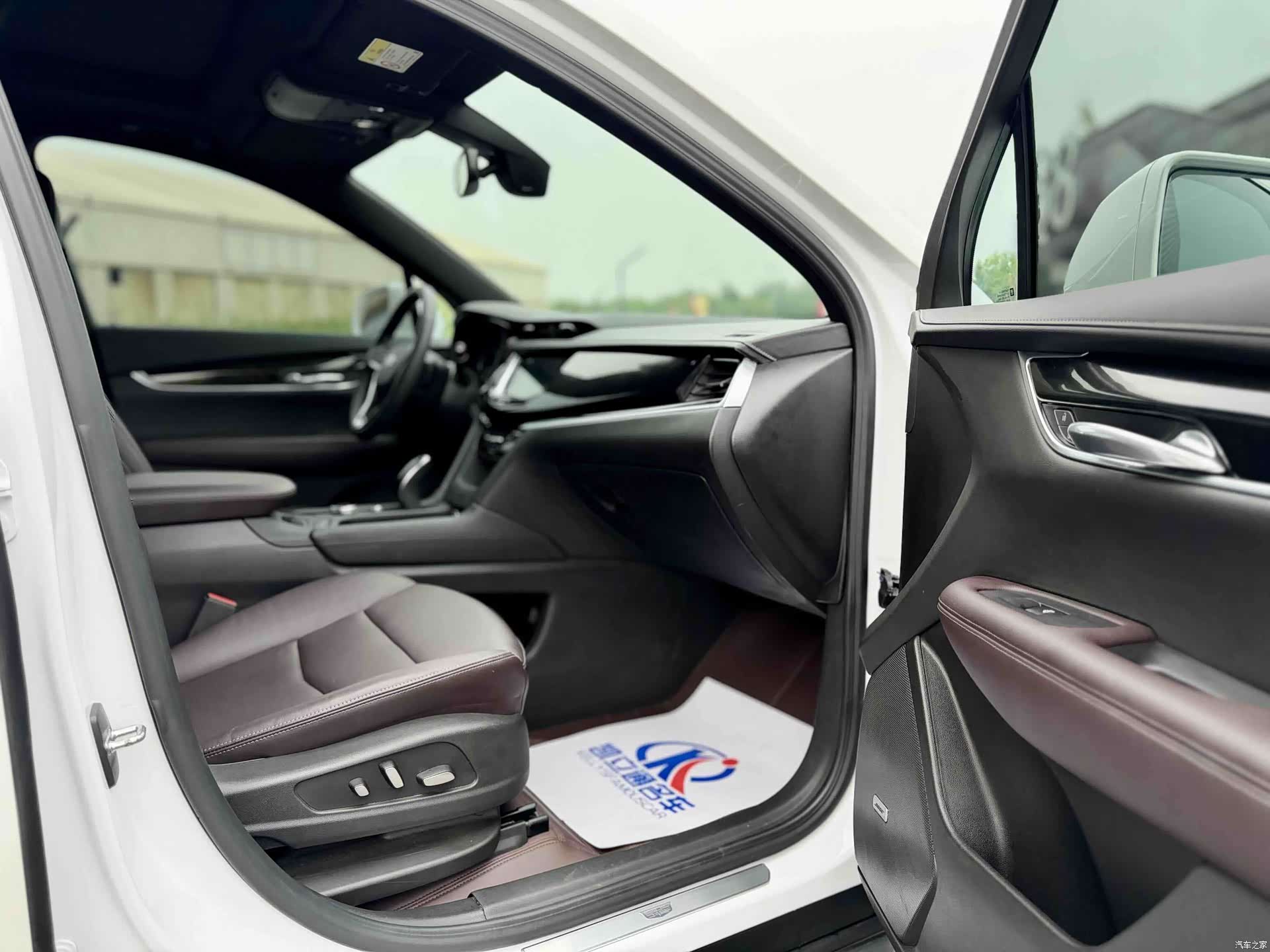 Cadillac XT6, 2023 9