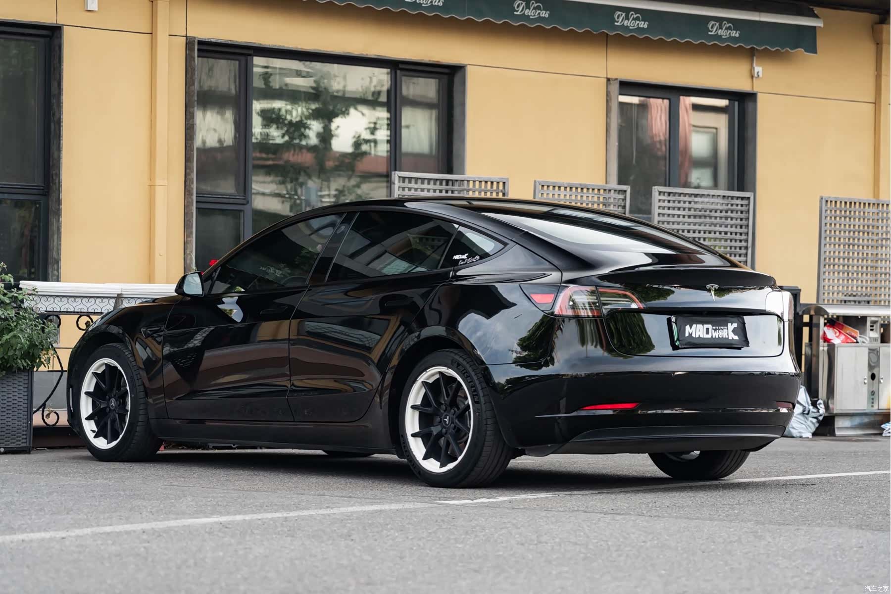 Tesla Model 3, 2021 7