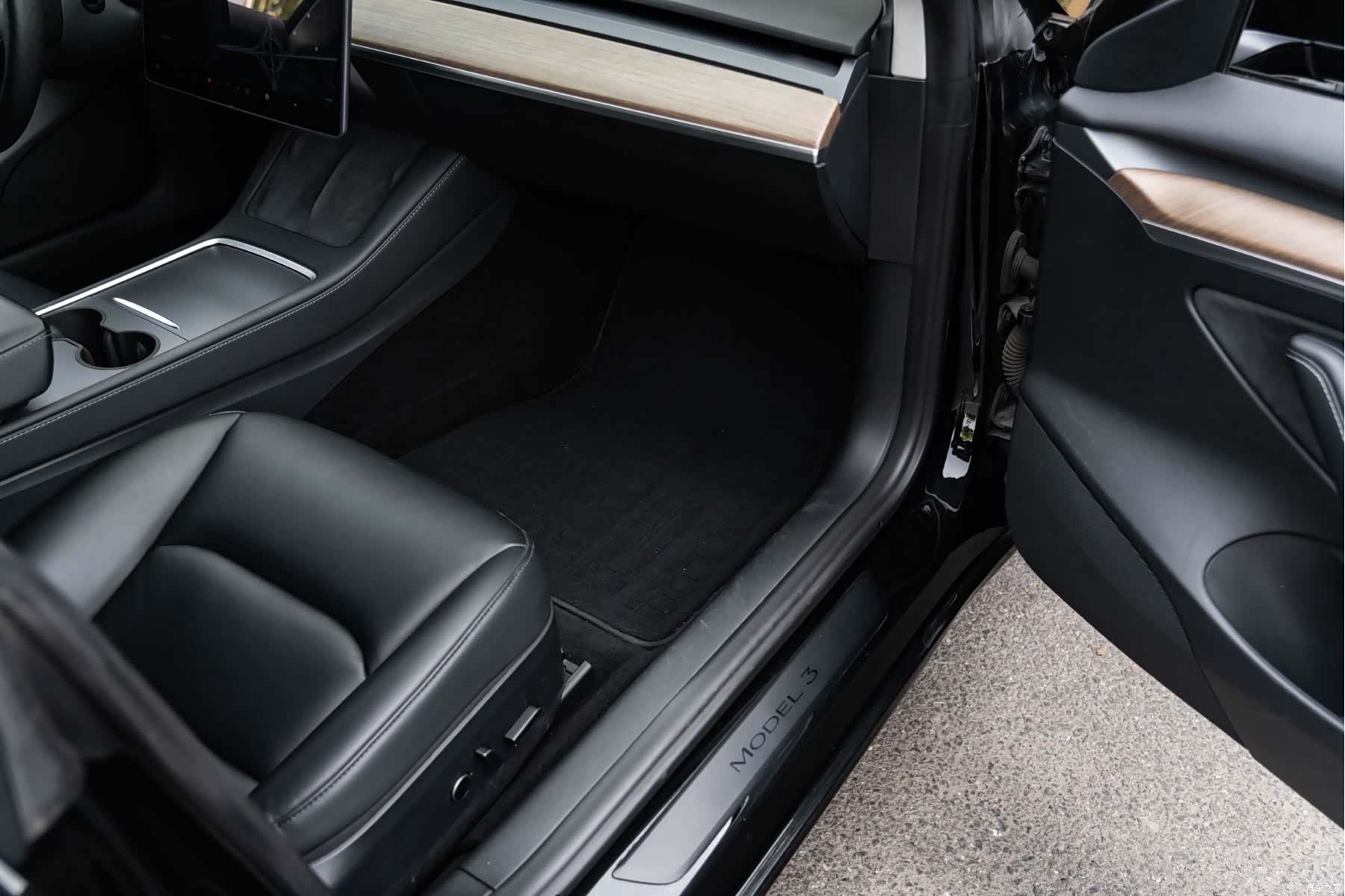 Tesla Model 3, 2021 11