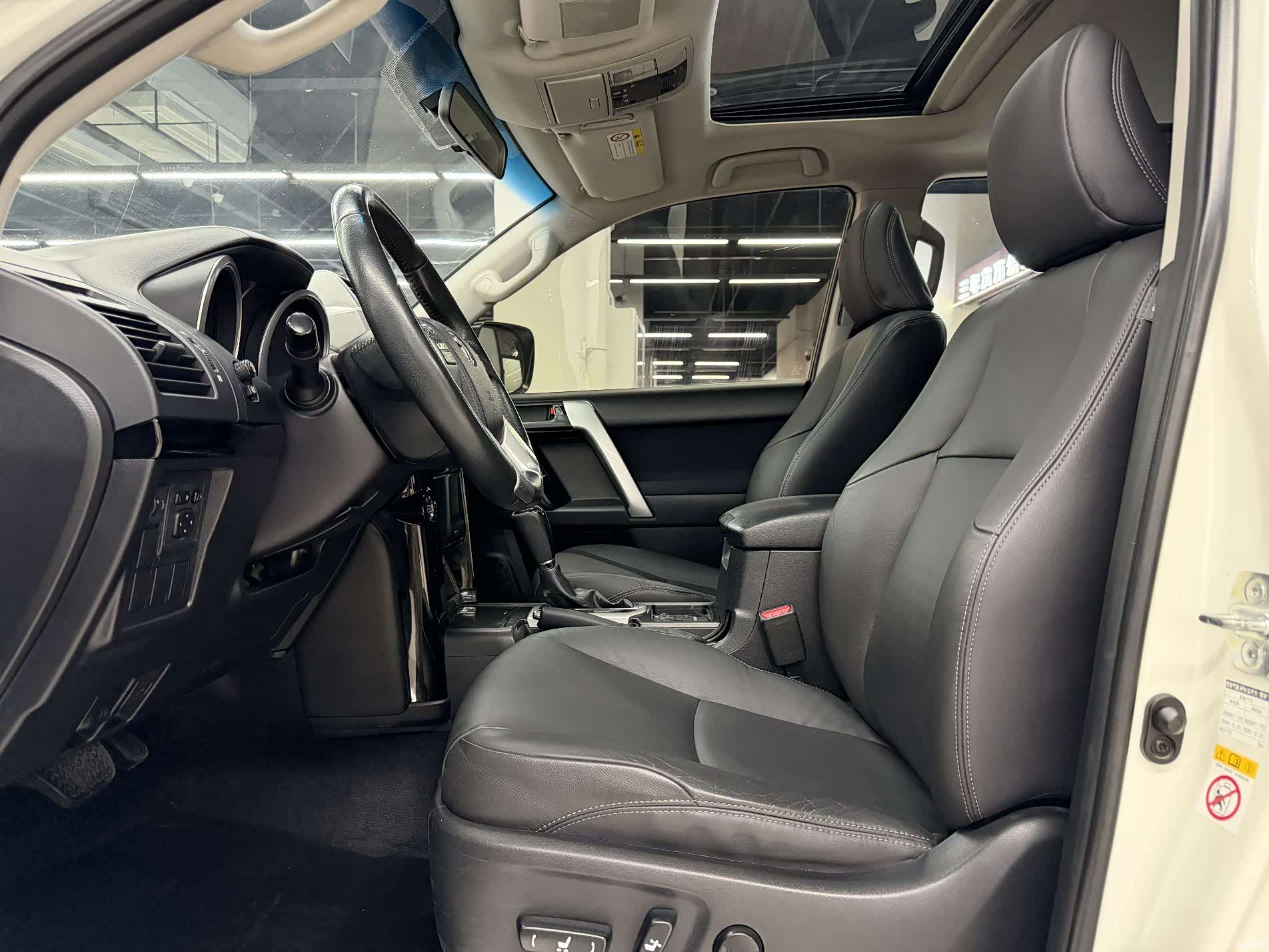 Toyota Prado, 2014 13