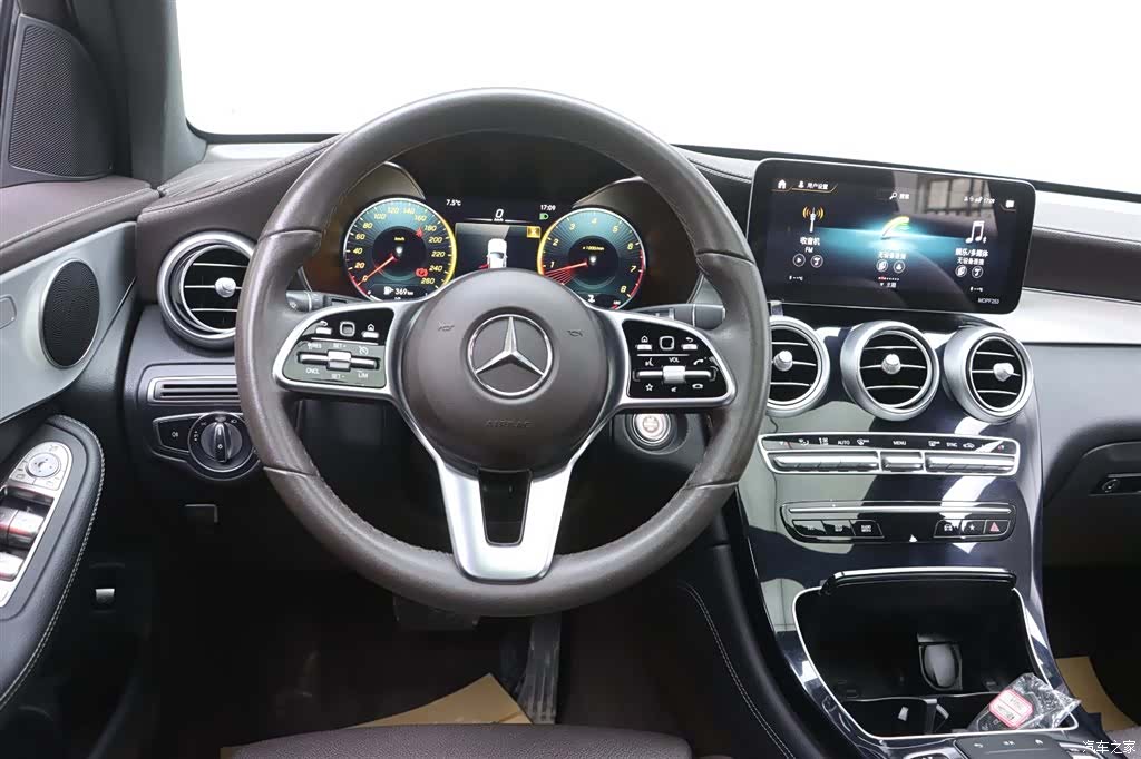 Mercedes-Benz GLC, 2021 28