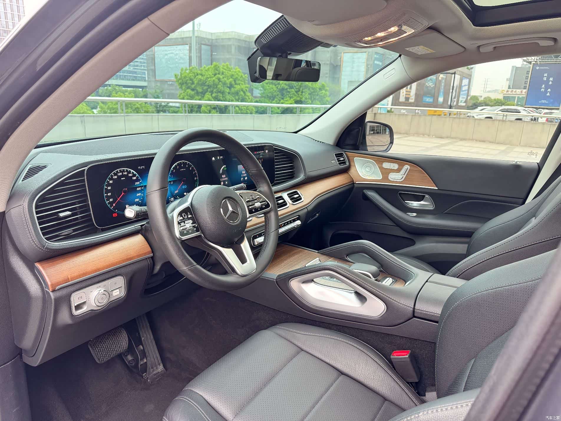 Mercedes-Benz GLE, 2022 10