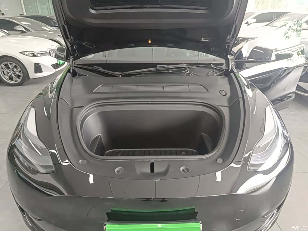 Tesla Model Y, 2023 20
