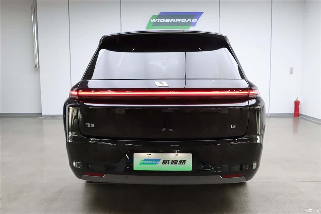 Li Auto L8, 2024 4