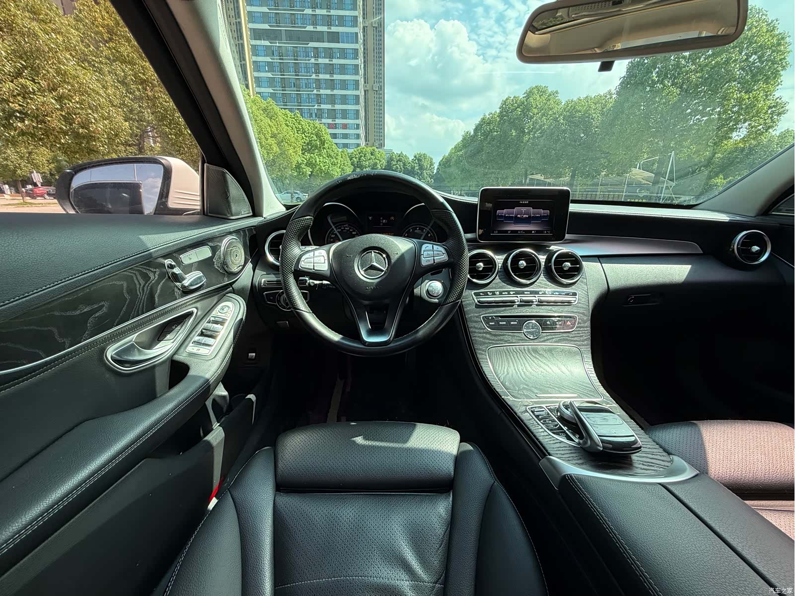 Mercedes-Benz C-Class, 2015 10