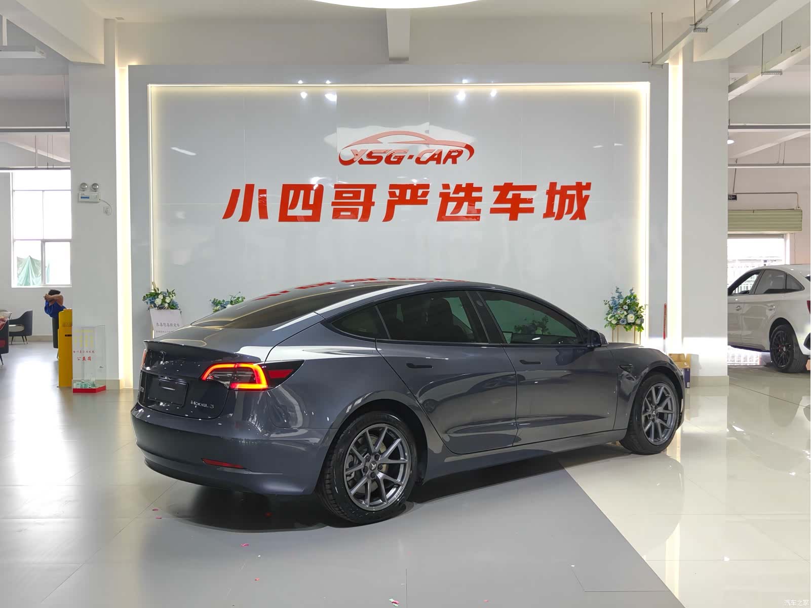 Tesla Model 3, 2022 6
