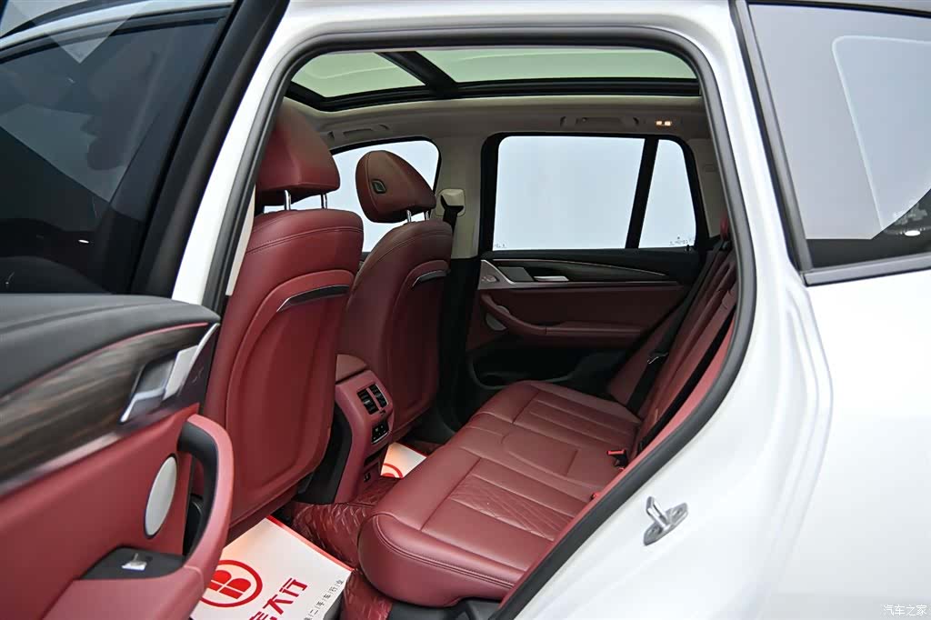 BMW X3, 2024 11