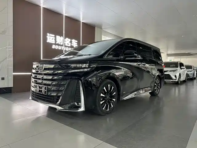 Toyota Vellfire 2024 — купить из Китая под заказ