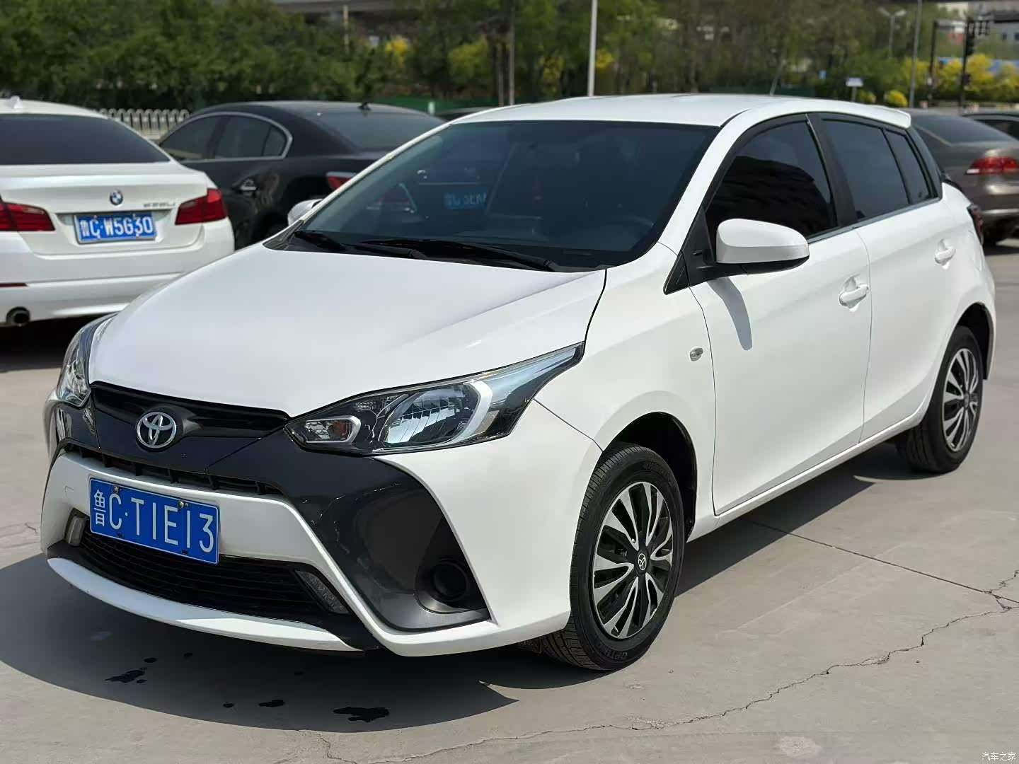 Toyota YARiS L