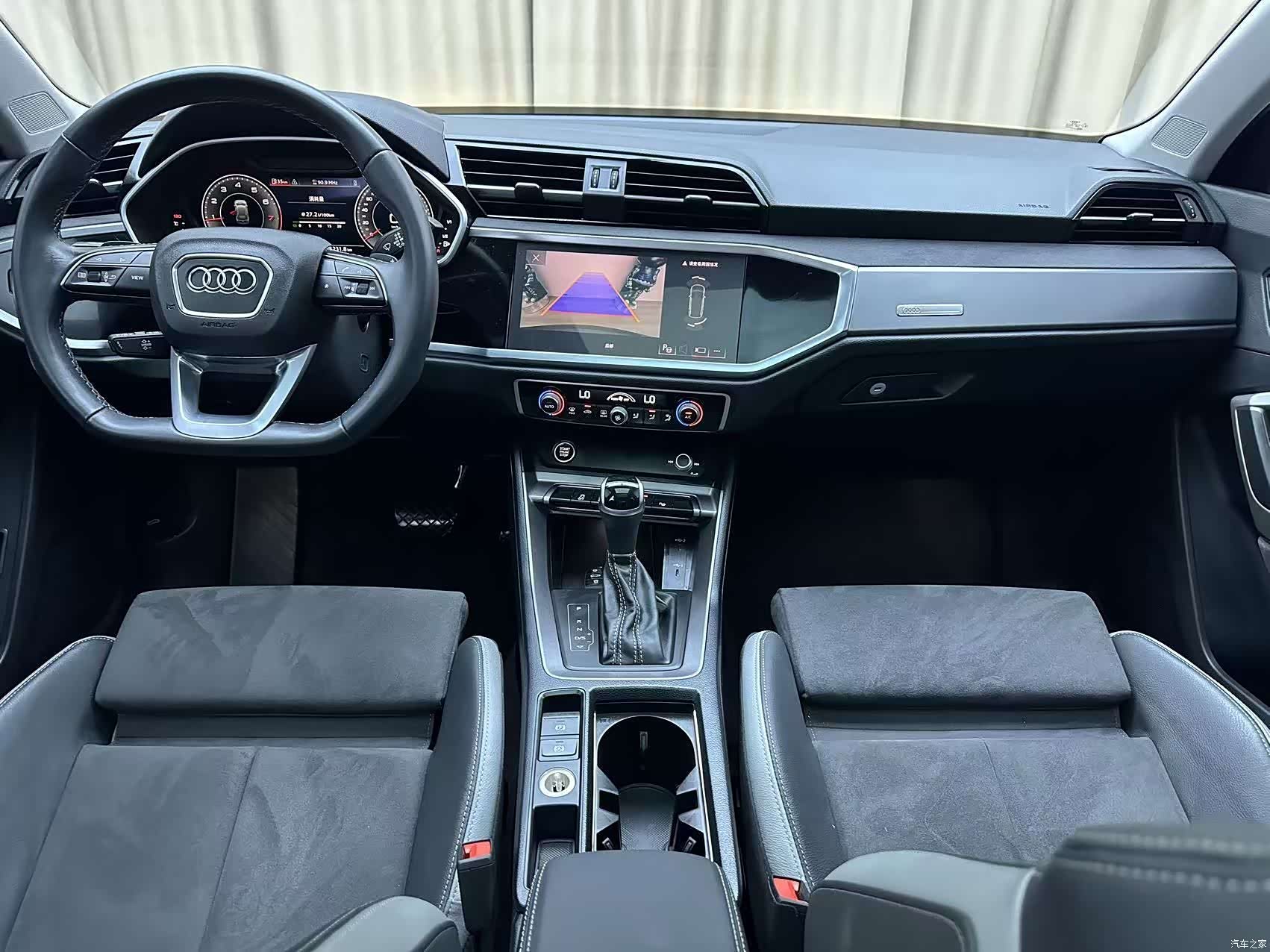 Audi Q3, 2023 14