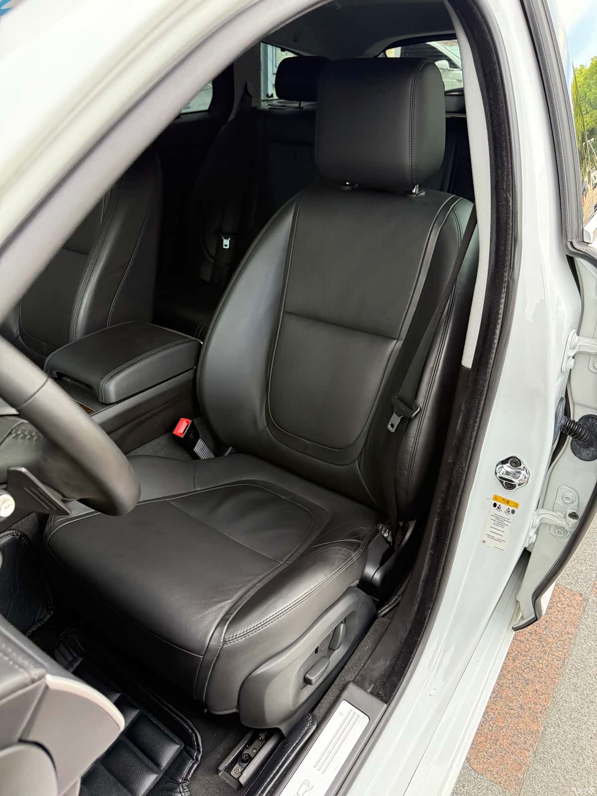Jaguar XF, 2014 10