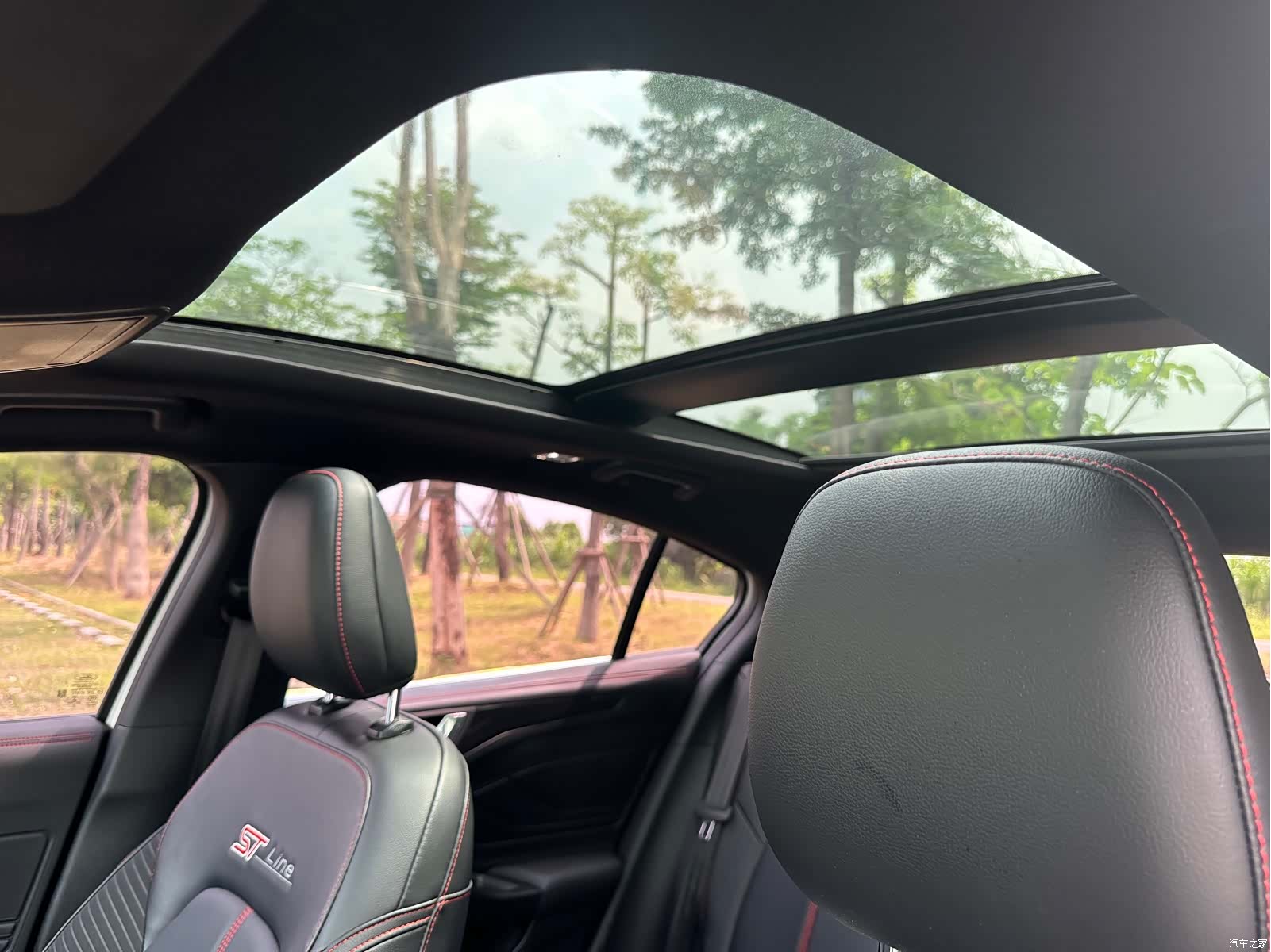 Ford Focus, 2022 20