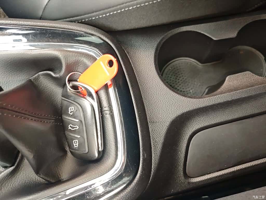 Roewe i5, 2018 9