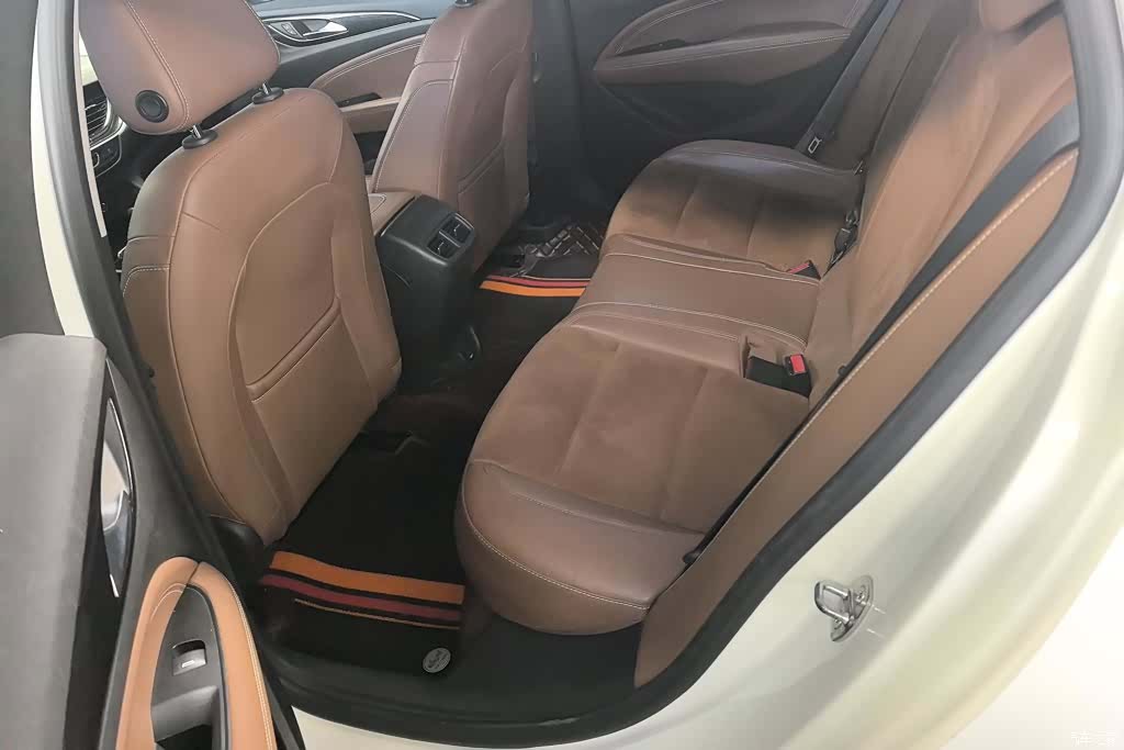 Buick Regal, 2019 11