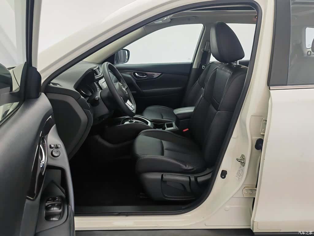Nissan X-Trail, 2018 10