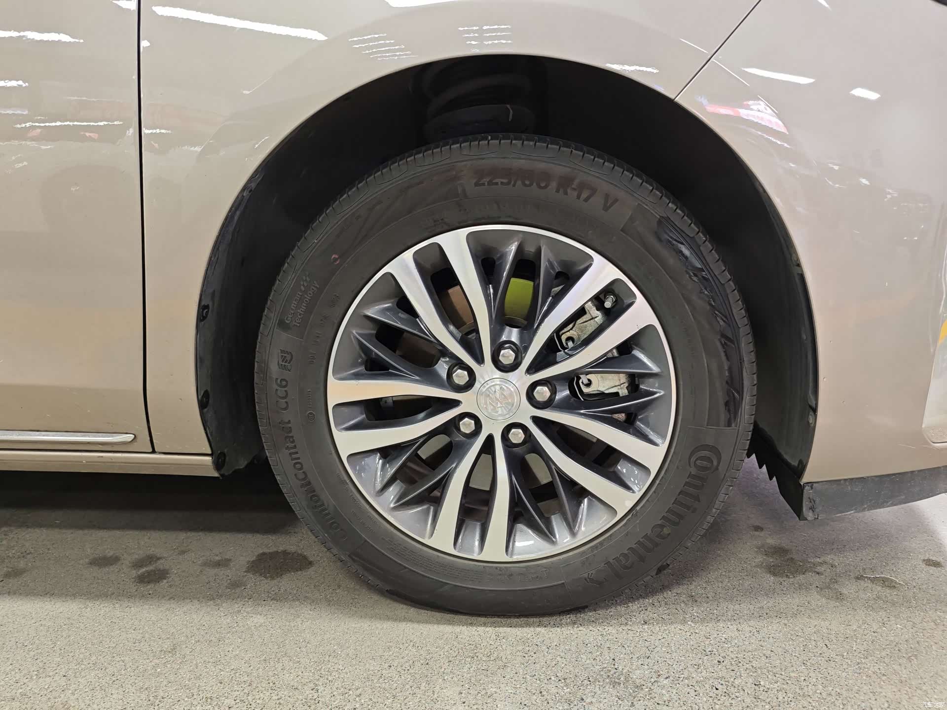 Buick GL8, 2024 13