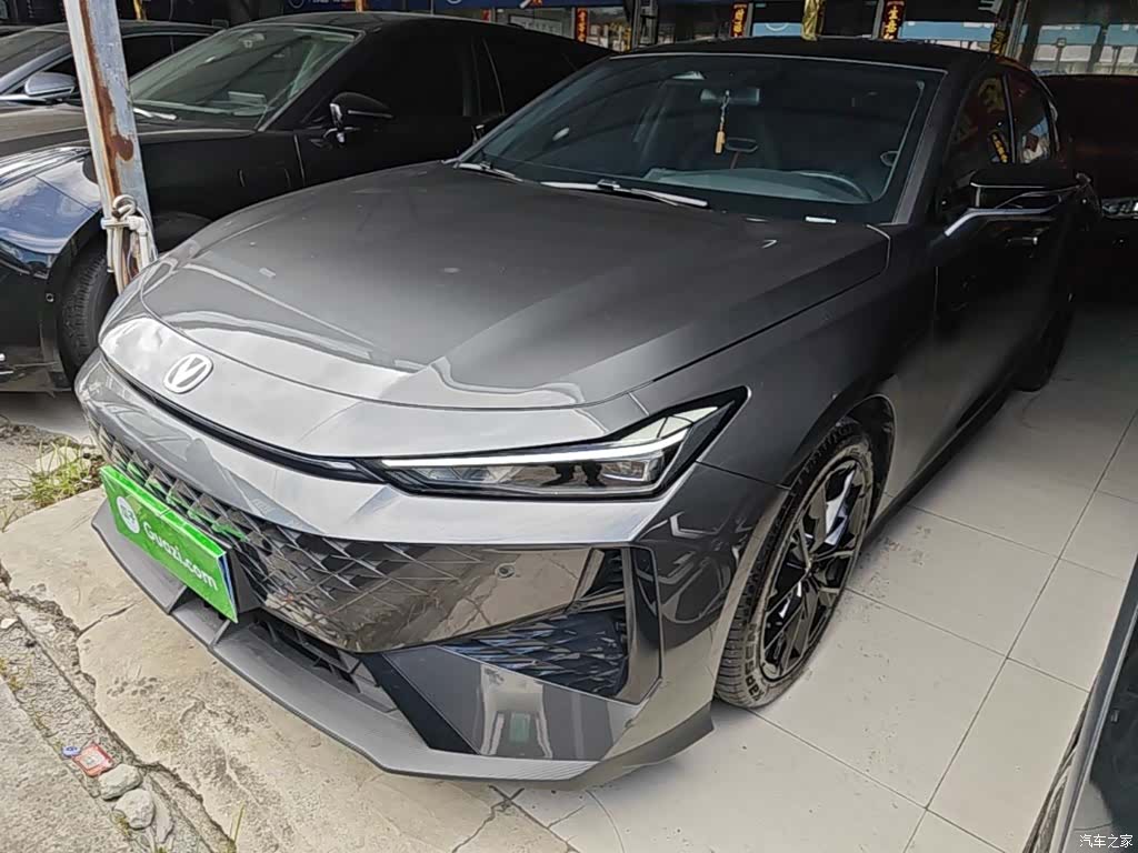 Changan UNI-V, 2024 1