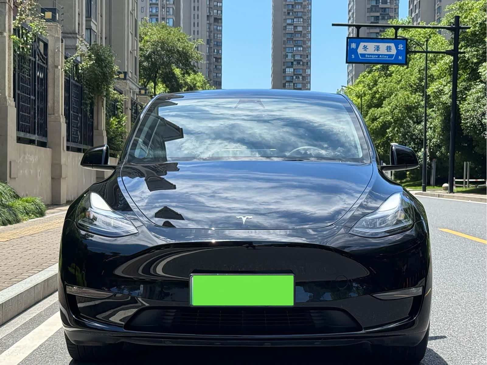 Tesla Model Y, 2023 2