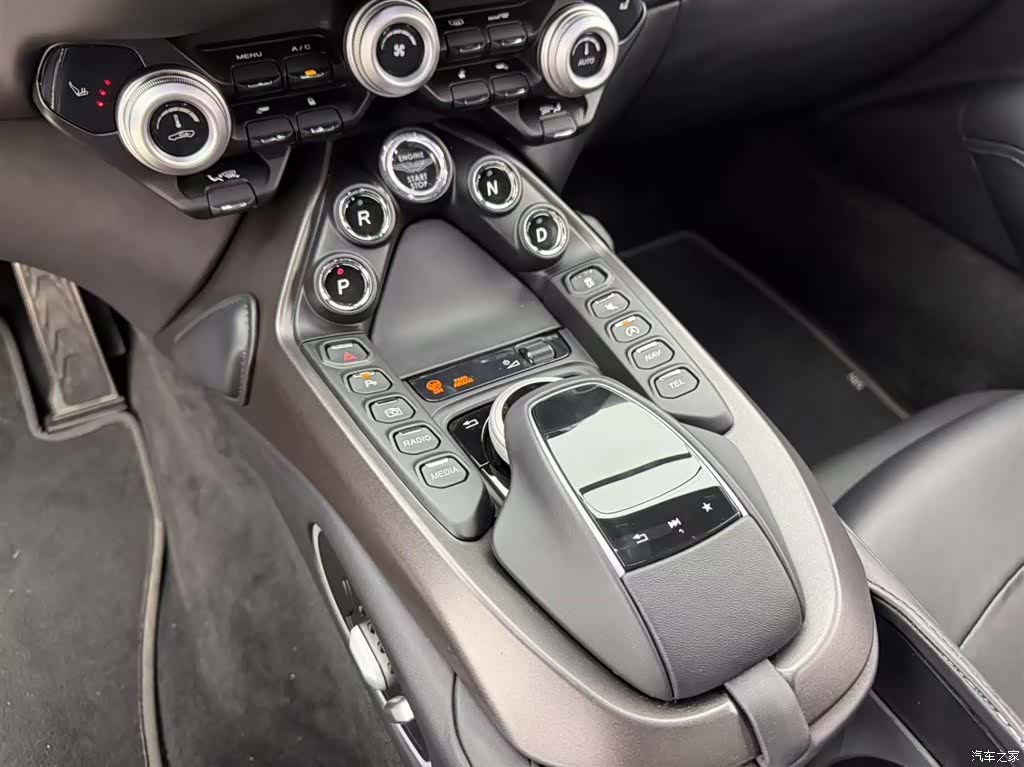 Aston Martin Vantage, 2023 8