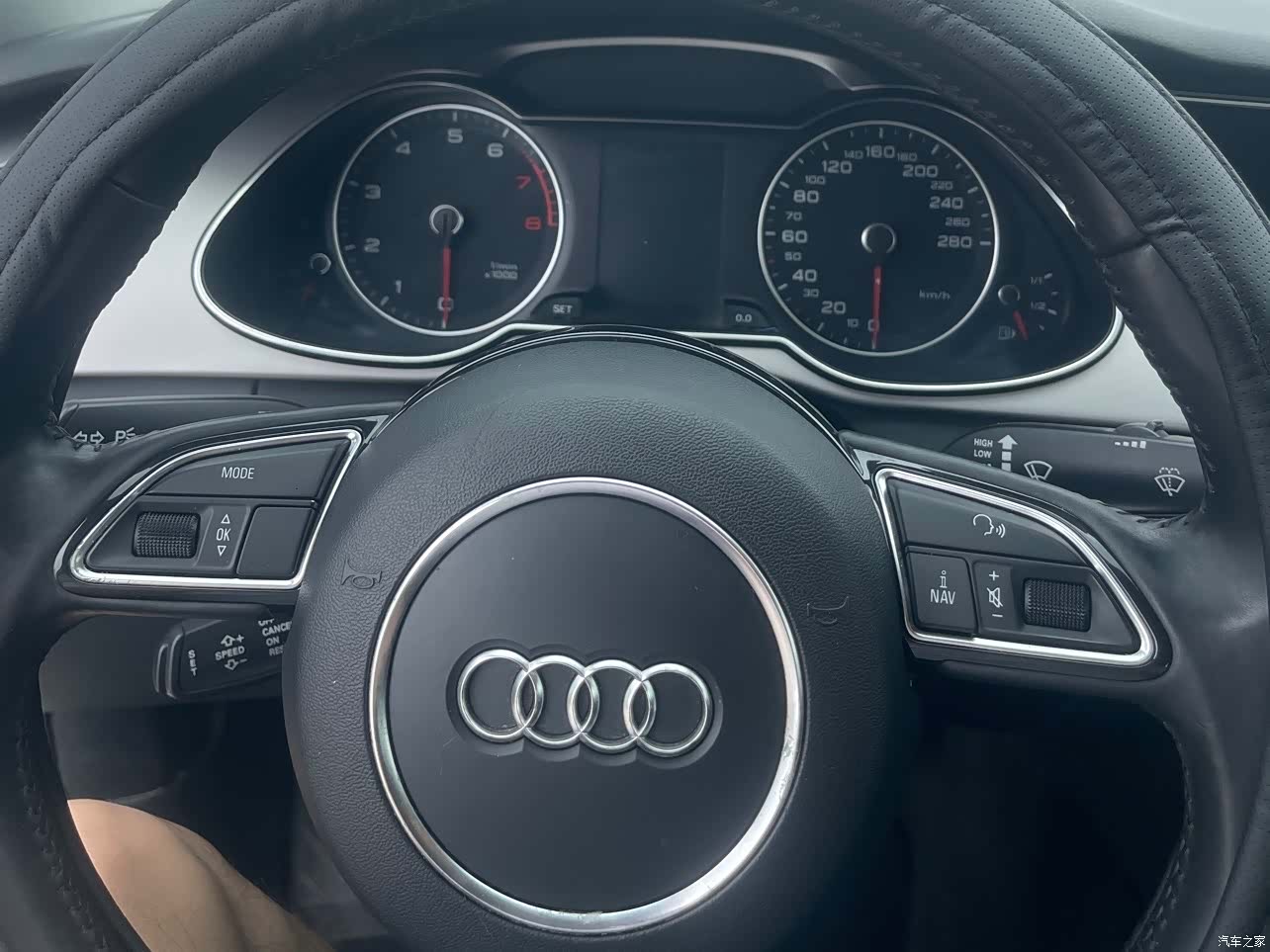 Audi A4L, 2013 12