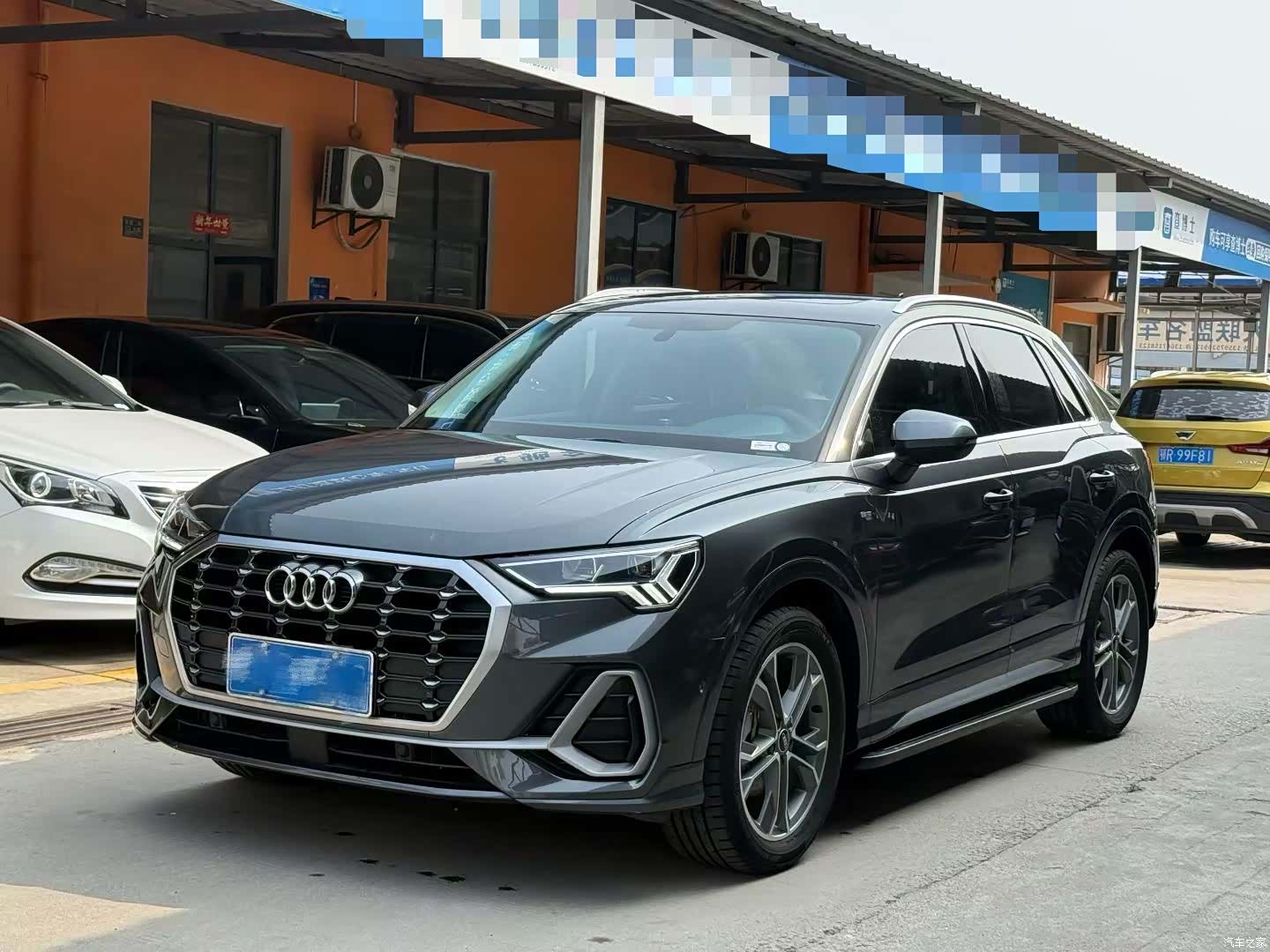 Audi Q3, 2023 1