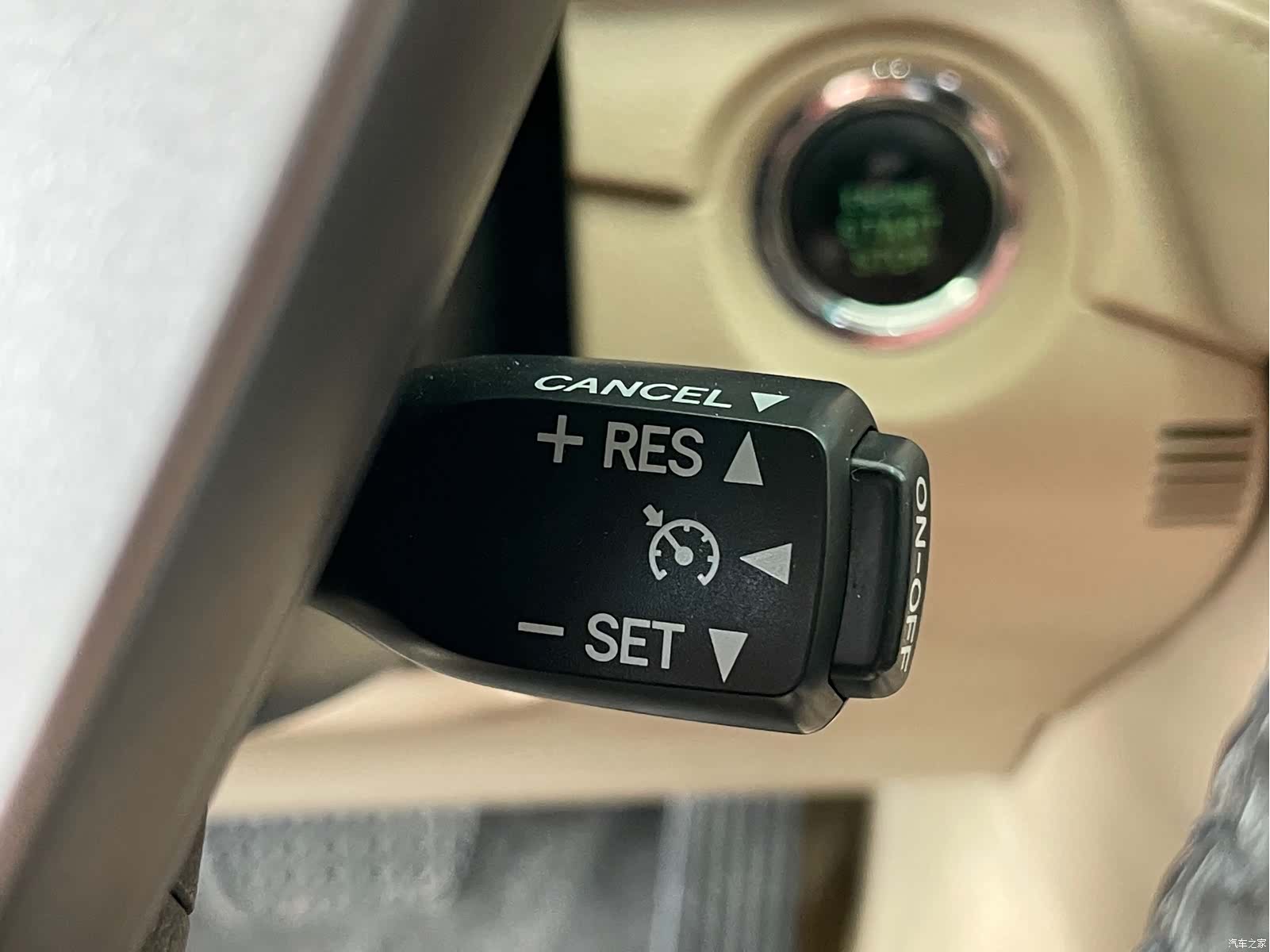 Toyota Crown, 2015 22