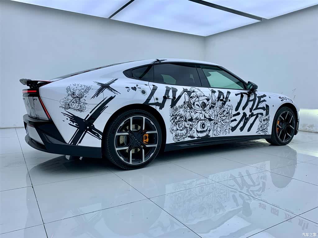Xpeng P7, 2025 6