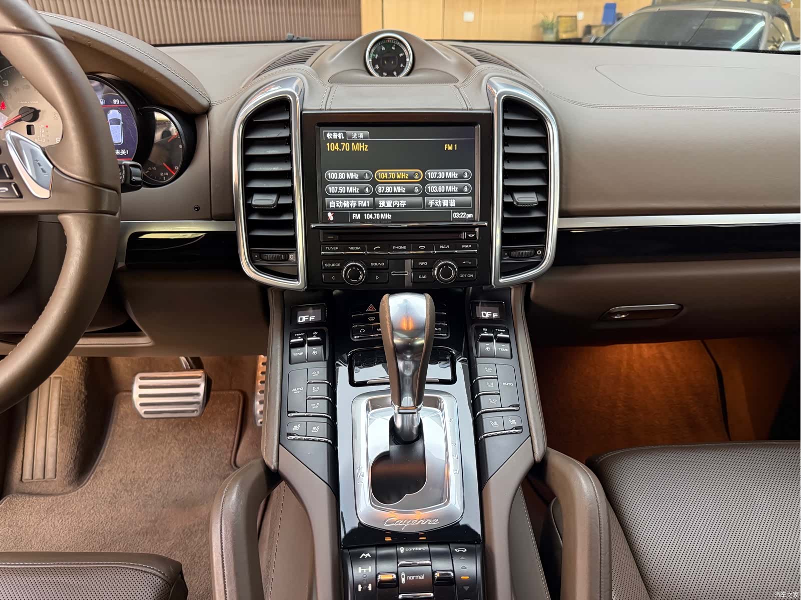 Porsche Cayenne, 2012 16