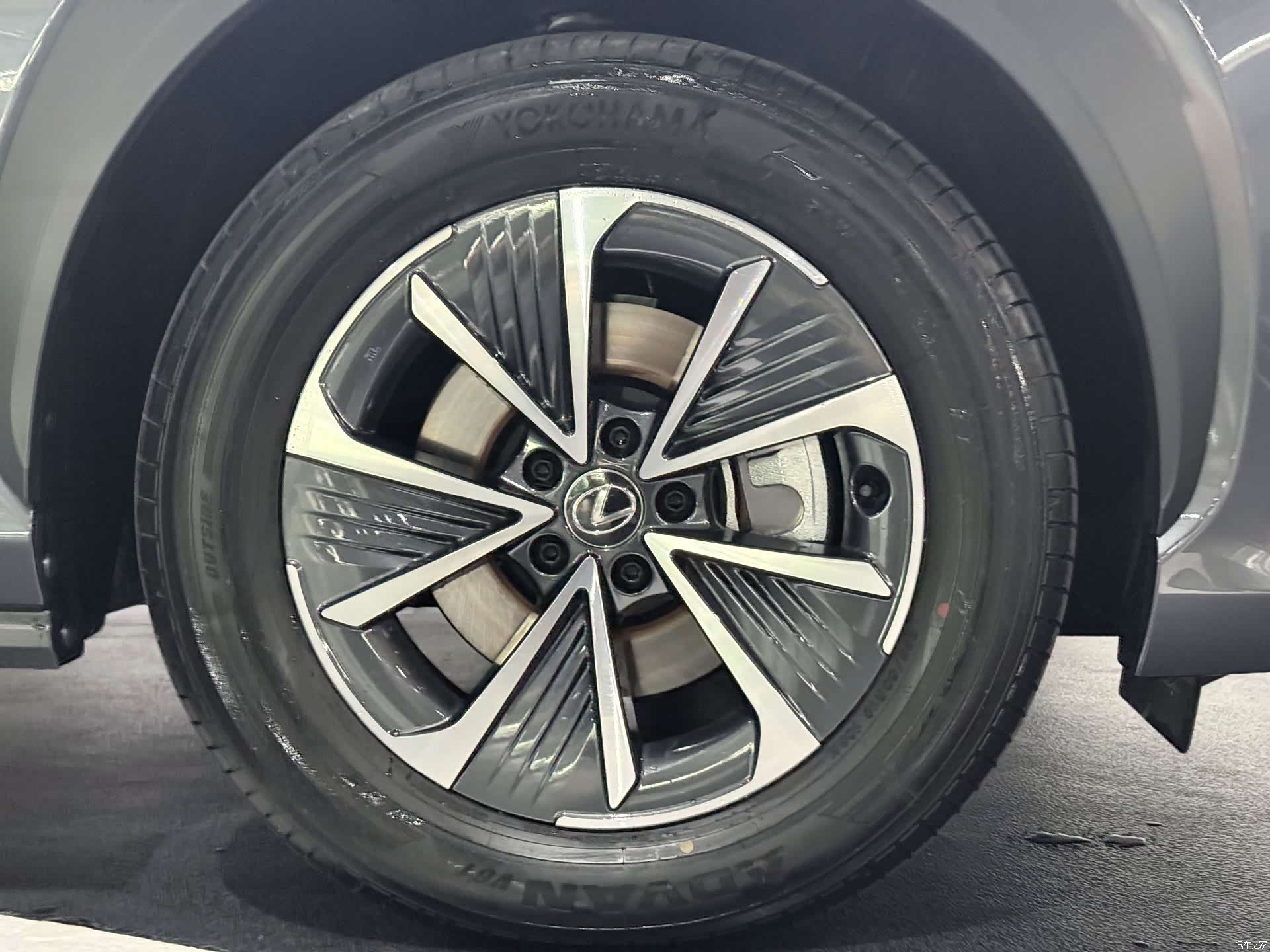 Lexus RZ, 2023 17