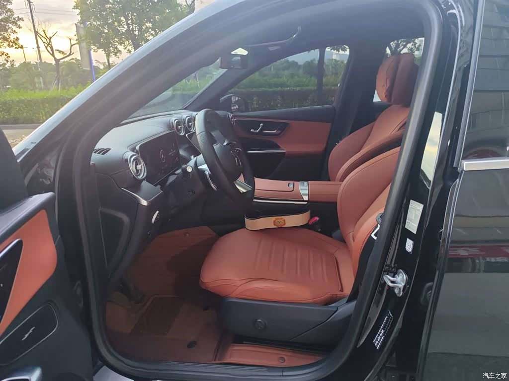 Mercedes-Benz GLC, 2025 все фото