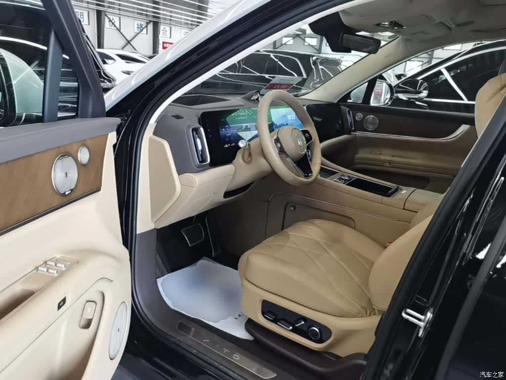 AITO M9, 2025 16