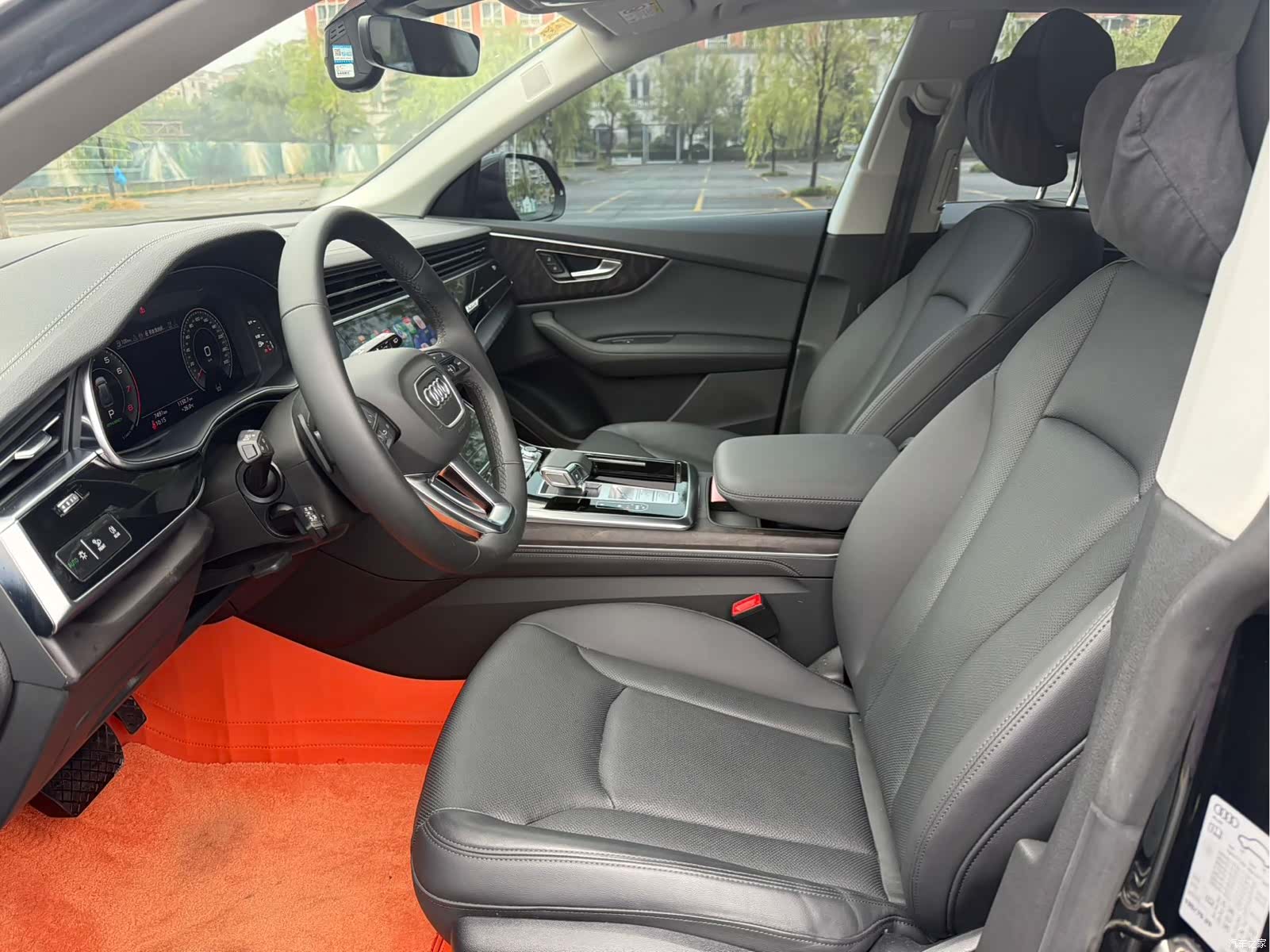 Audi Q8, 2024 10